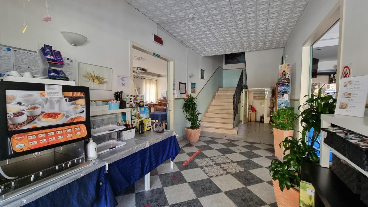 Hotel Costanza Cesenatico Eksteriør bilde