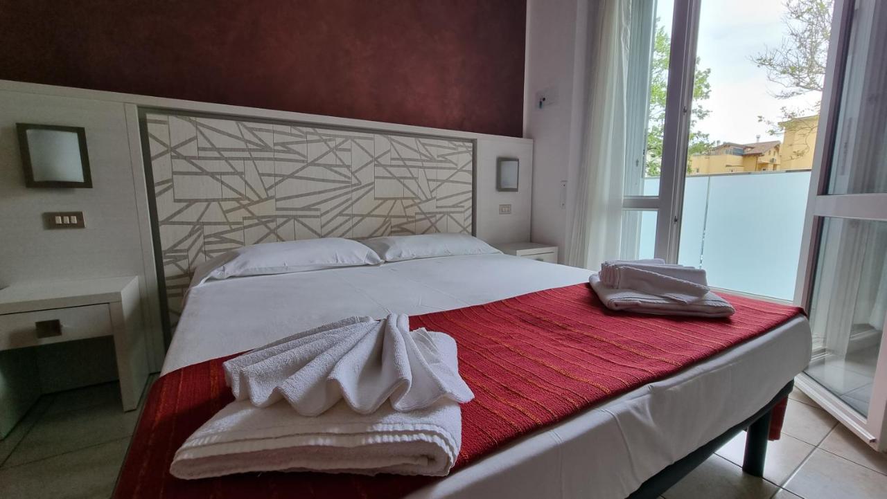 Hotel Costanza Cesenatico Eksteriør bilde