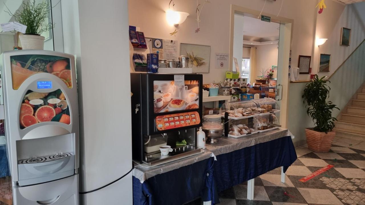 Hotel Costanza Cesenatico Eksteriør bilde